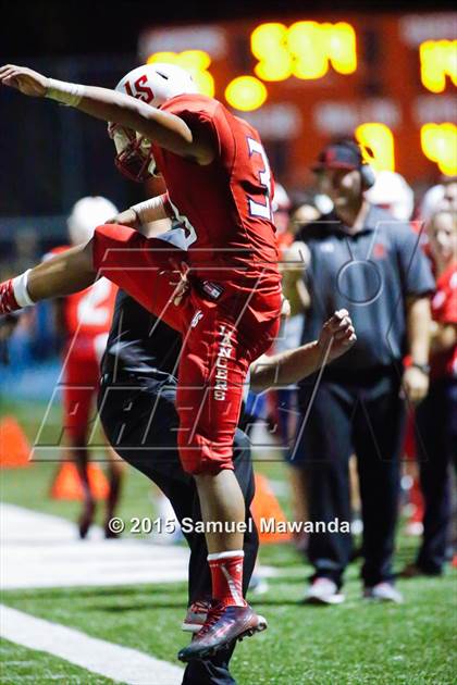 Thumbnail 1 in La Salle vs El camino  photogallery.