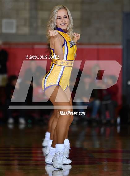 Thumbnail 1 in Whitney Young @ Mater Dei (Nike Extravaganza) photogallery.
