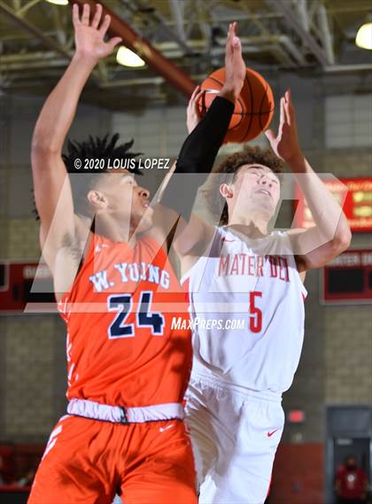 Thumbnail 1 in Whitney Young @ Mater Dei (Nike Extravaganza) photogallery.