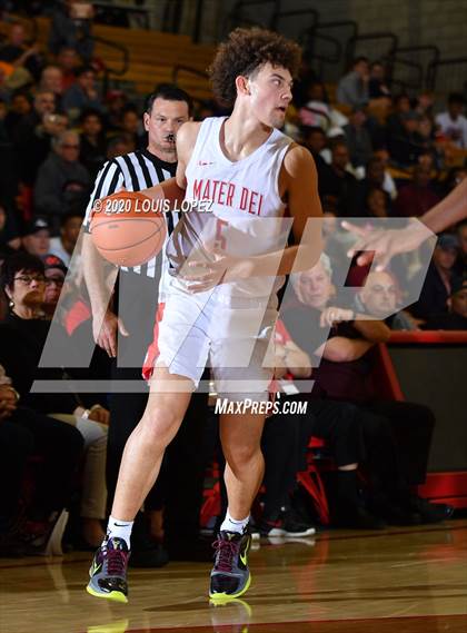 Thumbnail 1 in Whitney Young @ Mater Dei (Nike Extravaganza) photogallery.