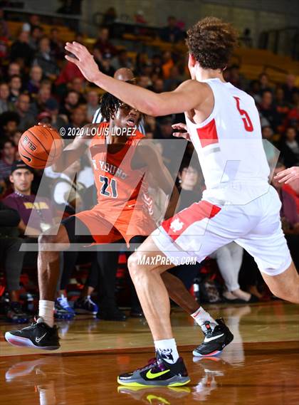 Thumbnail 3 in Whitney Young @ Mater Dei (Nike Extravaganza) photogallery.