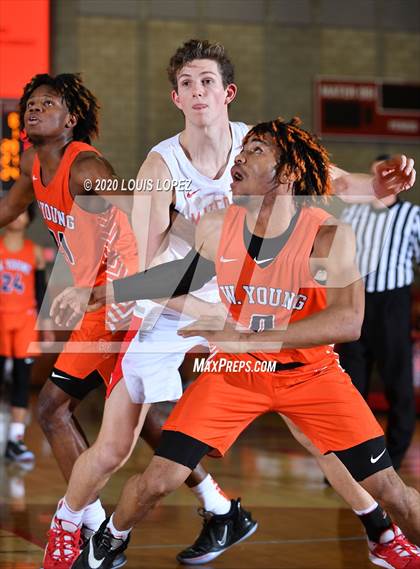 Thumbnail 3 in Whitney Young @ Mater Dei (Nike Extravaganza) photogallery.