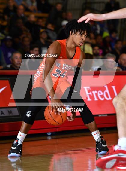 Thumbnail 1 in Whitney Young @ Mater Dei (Nike Extravaganza) photogallery.