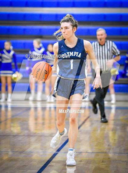 Thumbnail 3 in Olympia vs Tahoma (WIAA 4A District Playoff) photogallery.
