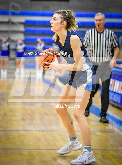 Thumbnail 2 in Olympia vs Tahoma (WIAA 4A District Playoff) photogallery.