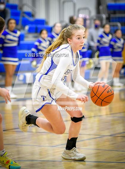 Thumbnail 1 in Olympia vs Tahoma (WIAA 4A District Playoff) photogallery.
