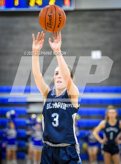 Thumbnail 1 in Olympia vs Tahoma (WIAA 4A District Playoff) photogallery.