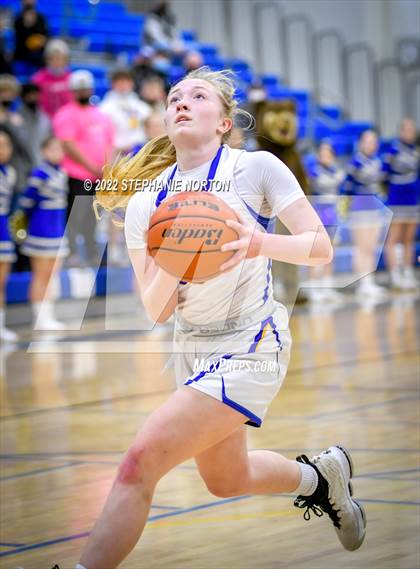 Thumbnail 2 in Olympia vs Tahoma (WIAA 4A District Playoff) photogallery.