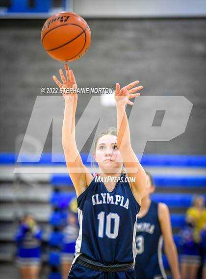 Thumbnail 1 in Olympia vs Tahoma (WIAA 4A District Playoff) photogallery.