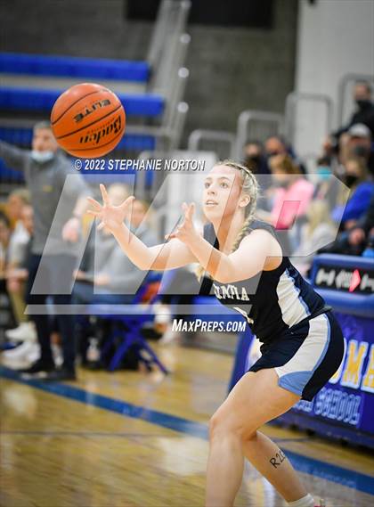 Thumbnail 3 in Olympia vs Tahoma (WIAA 4A District Playoff) photogallery.