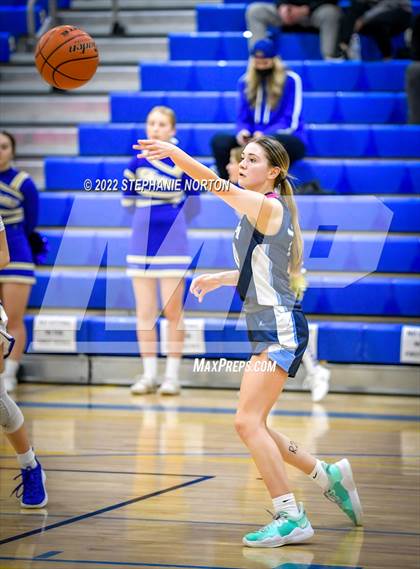 Thumbnail 3 in Olympia vs Tahoma (WIAA 4A District Playoff) photogallery.