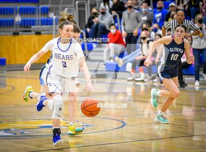 Thumbnail 1 in Olympia vs Tahoma (WIAA 4A District Playoff) photogallery.
