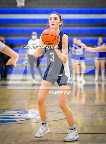 Thumbnail 2 in Olympia vs Tahoma (WIAA 4A District Playoff) photogallery.