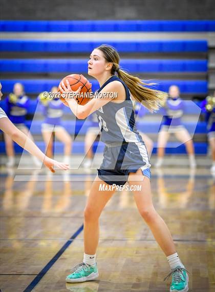 Thumbnail 3 in Olympia vs Tahoma (WIAA 4A District Playoff) photogallery.