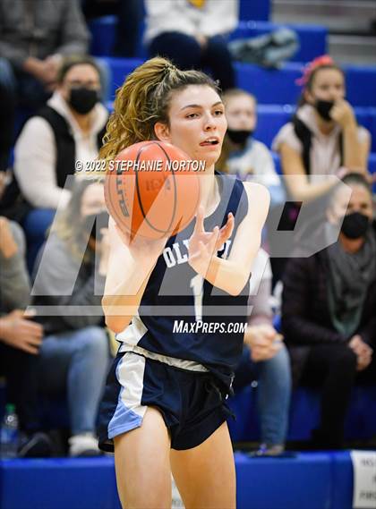 Thumbnail 2 in Olympia vs Tahoma (WIAA 4A District Playoff) photogallery.