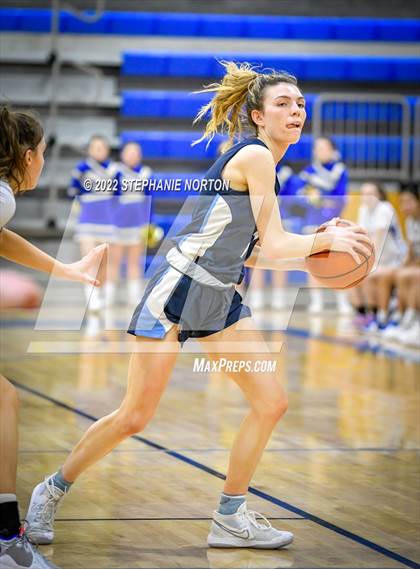 Thumbnail 2 in Olympia vs Tahoma (WIAA 4A District Playoff) photogallery.