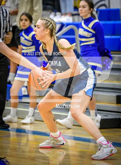 Thumbnail 2 in Olympia vs Tahoma (WIAA 4A District Playoff) photogallery.