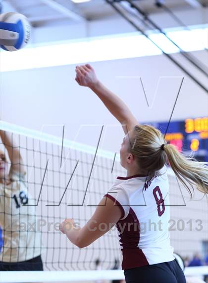 Thumbnail 3 in Central vs. Newton (KSHSAA 5A Sub-State Tournament) photogallery.
