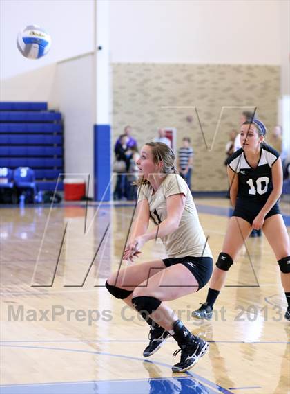 Thumbnail 3 in Central vs. Newton (KSHSAA 5A Sub-State Tournament) photogallery.