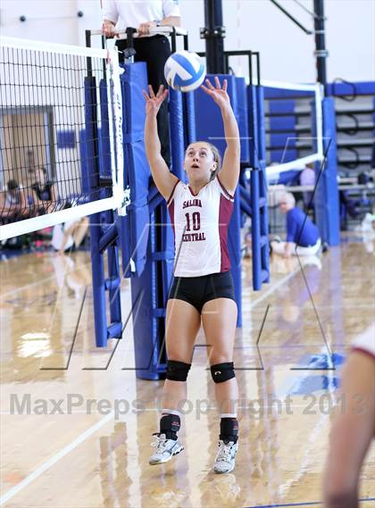 Thumbnail 2 in Central vs. Newton (KSHSAA 5A Sub-State Tournament) photogallery.