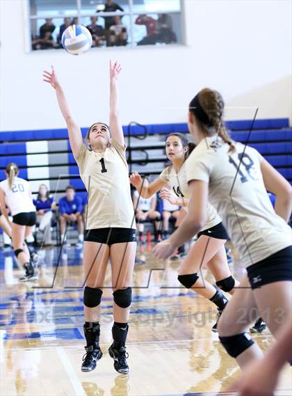 Thumbnail 3 in Central vs. Newton (KSHSAA 5A Sub-State Tournament) photogallery.