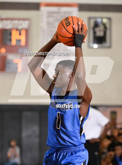 Thumbnail 1 in Katy Taylor vs Westside (McDonald's Texas Invitational) photogallery.