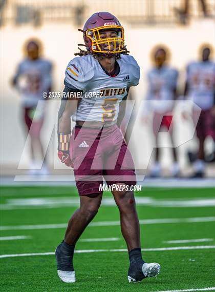 Thumbnail 1 in Beaumont United vs. Channelview (Scrimmage) photogallery.