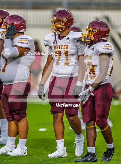 Thumbnail 2 in Beaumont United vs. Channelview (Scrimmage) photogallery.