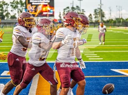 Thumbnail 2 in Beaumont United vs. Channelview (Scrimmage) photogallery.