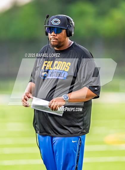 Thumbnail 1 in Beaumont United vs. Channelview (Scrimmage) photogallery.
