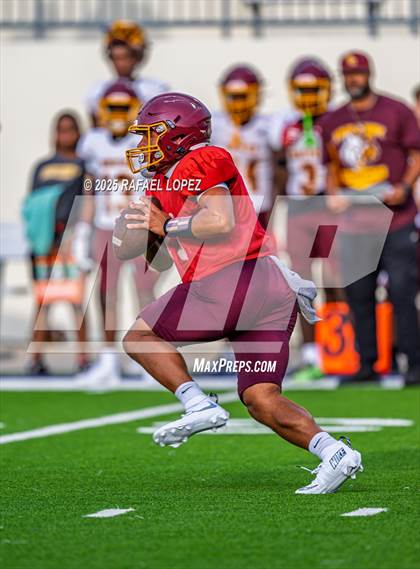 Thumbnail 1 in Beaumont United vs. Channelview (Scrimmage) photogallery.
