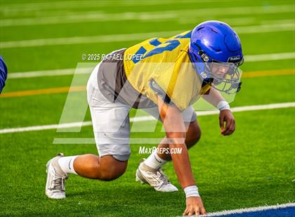 Thumbnail 3 in Beaumont United vs. Channelview (Scrimmage) photogallery.