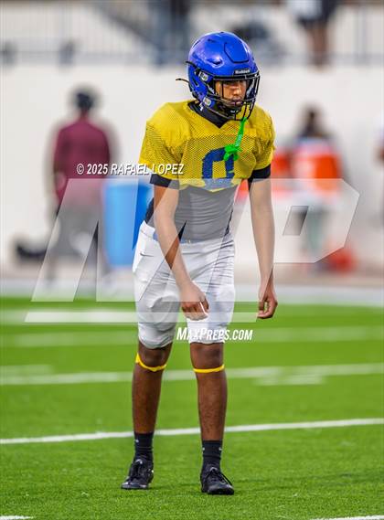 Thumbnail 1 in Beaumont United vs. Channelview (Scrimmage) photogallery.