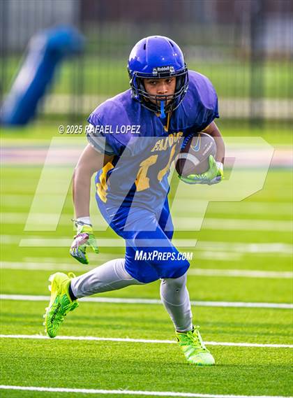 Thumbnail 3 in Beaumont United vs. Channelview (Scrimmage) photogallery.