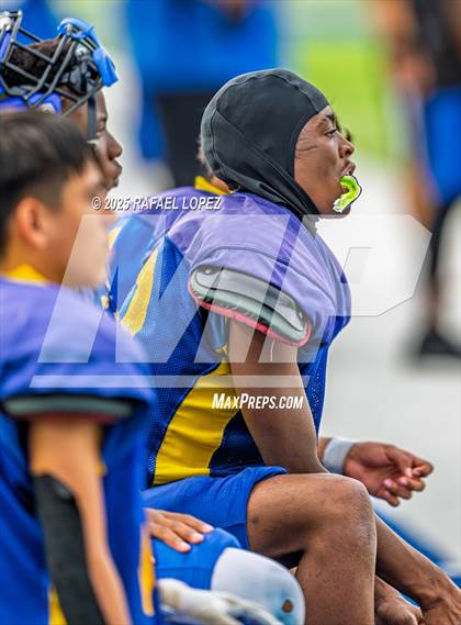Thumbnail 1 in Beaumont United vs. Channelview (Scrimmage) photogallery.