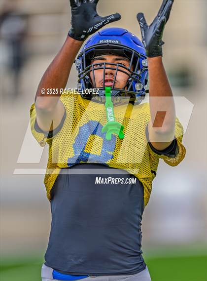 Thumbnail 2 in Beaumont United @ Channelview (Scrimmage) photogallery.