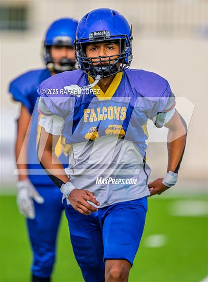 Thumbnail 3 in Beaumont United vs. Channelview (Scrimmage) photogallery.