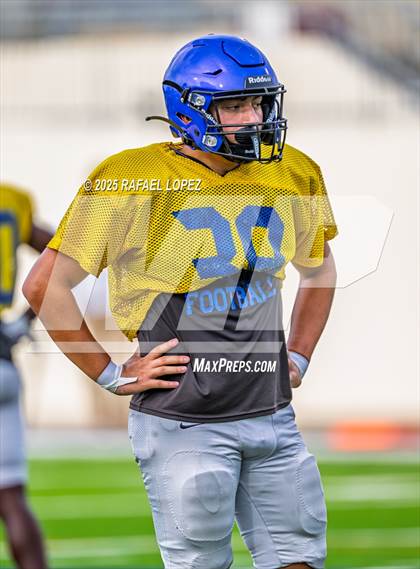 Thumbnail 3 in Beaumont United @ Channelview (Scrimmage) photogallery.