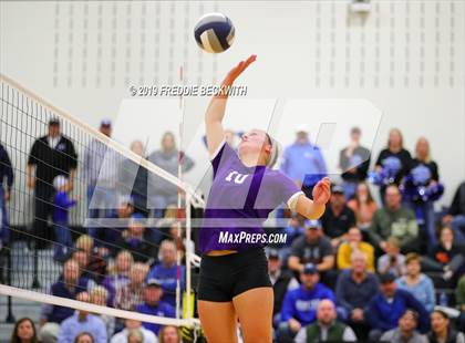 Thumbnail 3 in Gunter vs. Bonham (3A Regional Quarterfinal) photogallery.