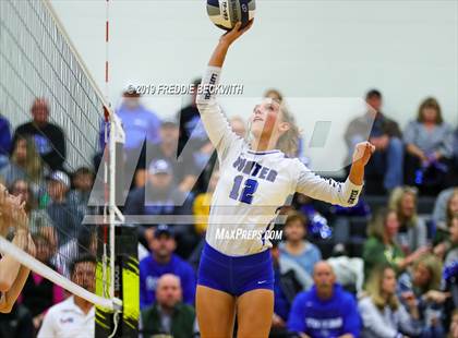 Thumbnail 2 in Gunter vs. Bonham (3A Regional Quarterfinal) photogallery.