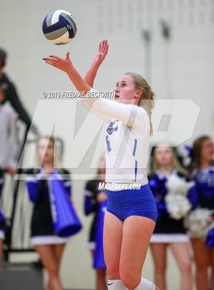 Thumbnail 2 in Gunter vs. Bonham (3A Regional Quarterfinal) photogallery.