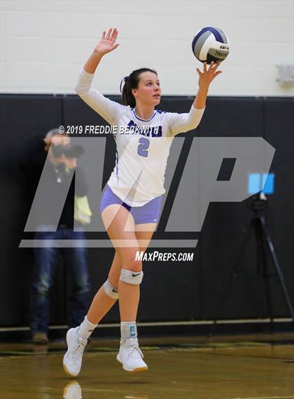 Thumbnail 2 in Gunter vs. Bonham (3A Regional Quarterfinal) photogallery.