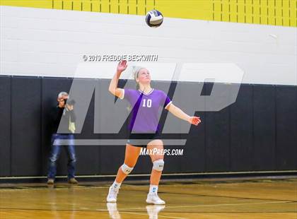 Thumbnail 3 in Gunter vs. Bonham (3A Regional Quarterfinal) photogallery.