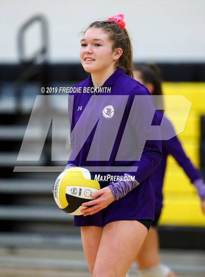 Thumbnail 2 in Gunter vs. Bonham (3A Regional Quarterfinal) photogallery.