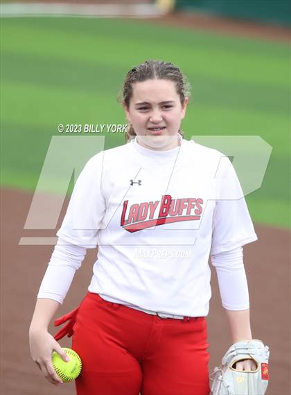 Thumbnail 3 in Grand Saline vs Lone Oak photogallery.