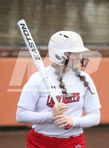 Thumbnail 1 in Grand Saline vs Lone Oak photogallery.