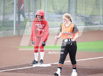 Thumbnail 3 in Grand Saline vs Lone Oak photogallery.