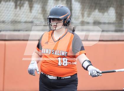 Thumbnail 2 in Grand Saline vs Lone Oak photogallery.