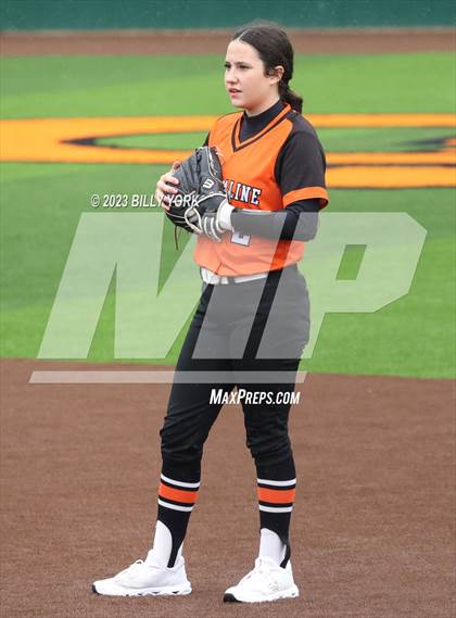Thumbnail 2 in Grand Saline vs Lone Oak photogallery.