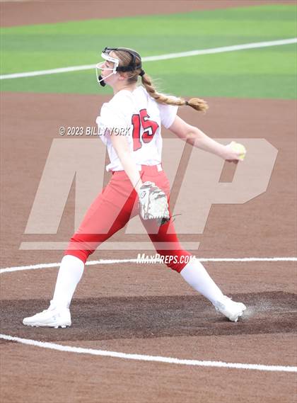 Thumbnail 1 in Grand Saline vs Lone Oak photogallery.